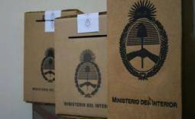 Desde el interior, siguen clamando por la reelecci�n del gobernador