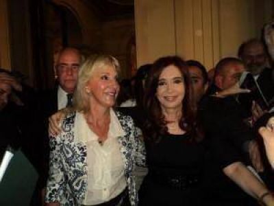 Liliana Fellner: �durante el carnaval nuestra cultura brill�