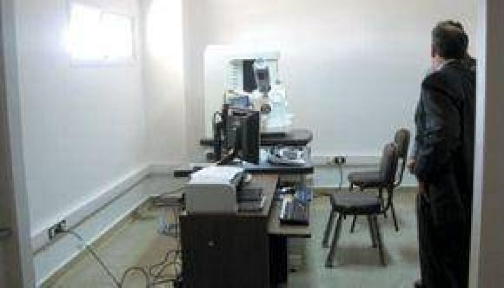 La presidenta de la Naci�n inaugura hoy en Salta el Laboratorio Forense del NOA , una cer�mica y vuelos
