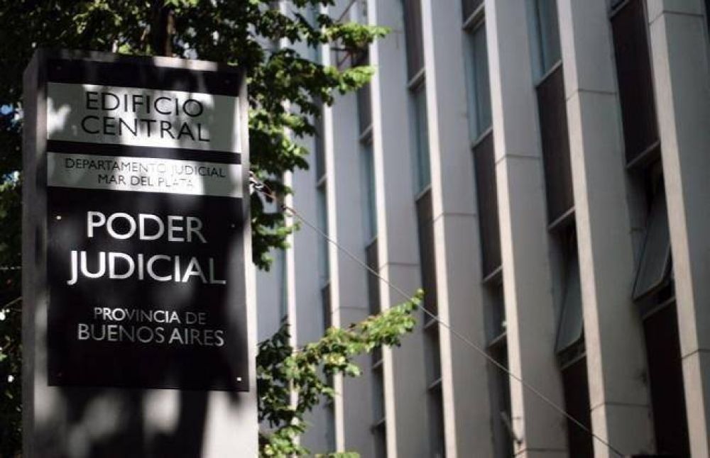 Judiciales vuelven al paro despu�s de una oferta insuficiente del gobierno