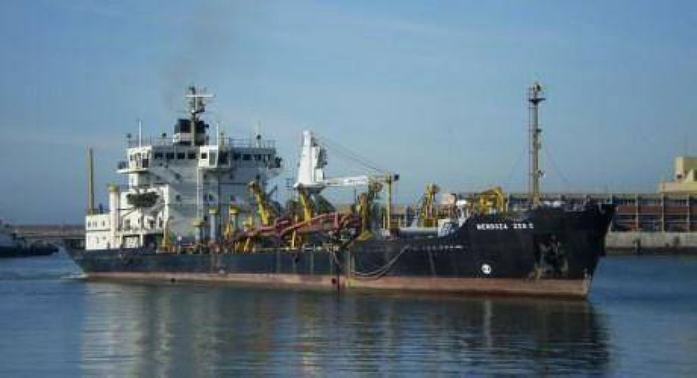 En la Argentina no existe una draga para hacer el refulado en Mar del Plata