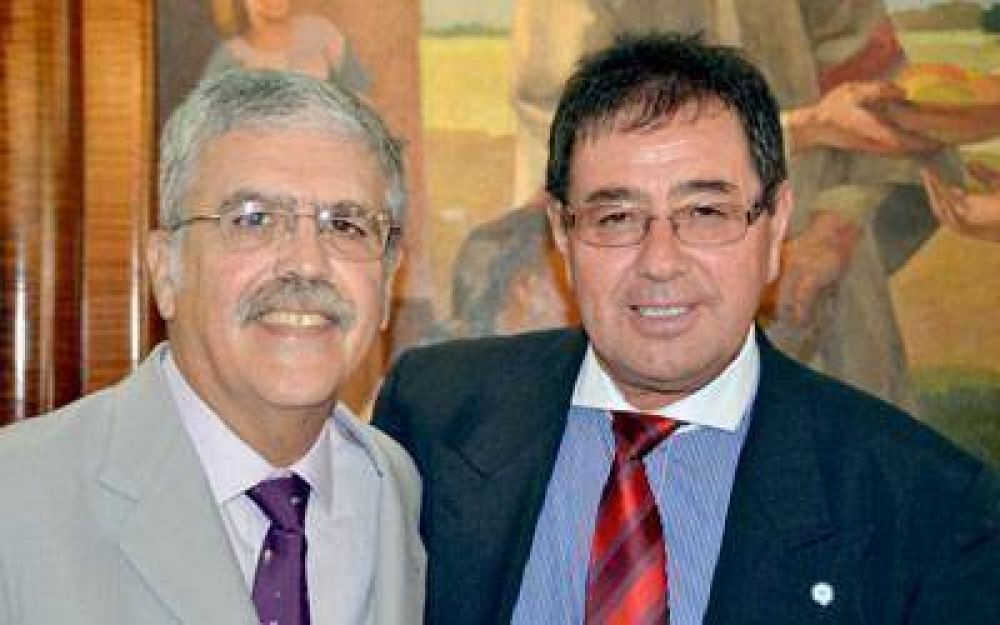 EL INTENDENTE SANDOVAL TAMBIEN CRITICO AL DIPUTADO EDUARDO COSTA