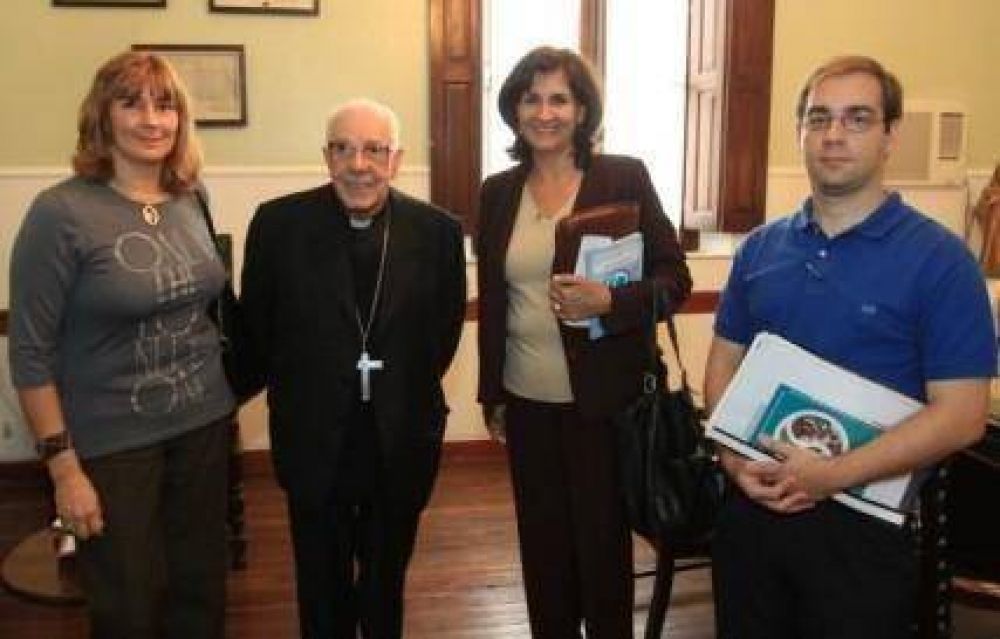 Dirigentes de SADOP se reunieron con el Arzobispo
