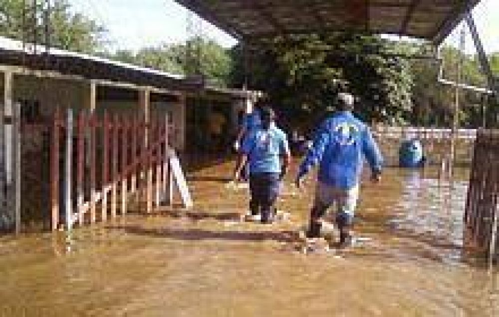 El Gobierno decret� la emergencia en la provincia a ra�z de las inundaciones 