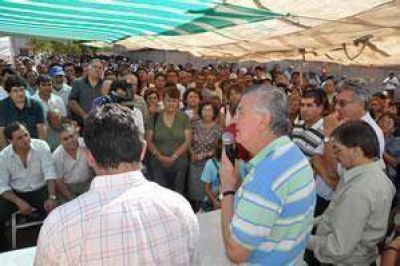 Gioja presidi� encuentro a favor del S� 