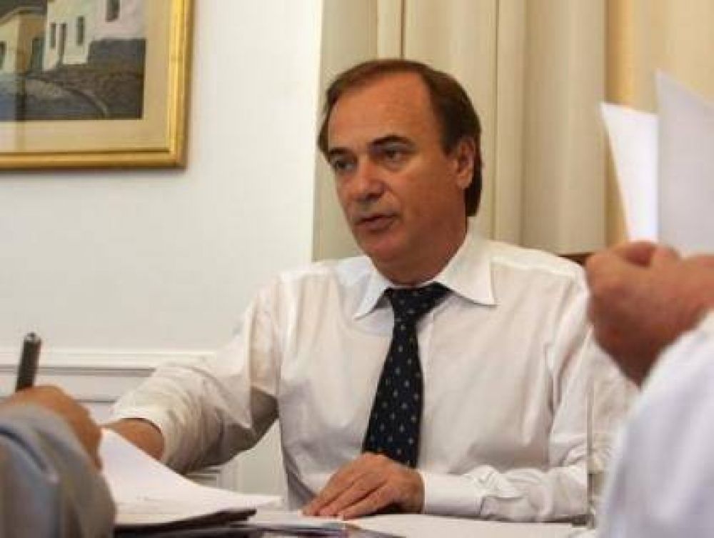 Wagner: "El gobierno de Barletta ha invertido muy poco en salud"