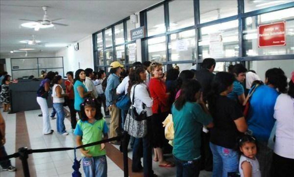Aseguran que la atenci�n en el Registro Civil es normal