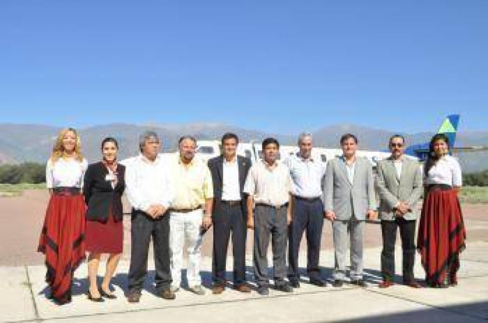 Quedo inaugurado el vuelo que une Salta con Cafayate
