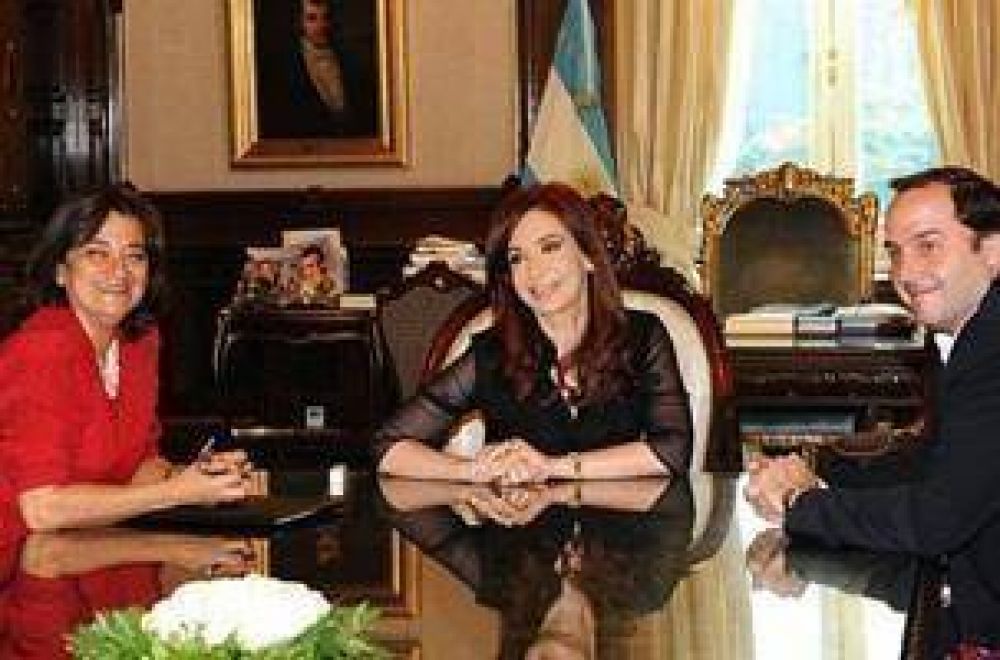 Corpacci y Mera fueron recibidos por la presidenta