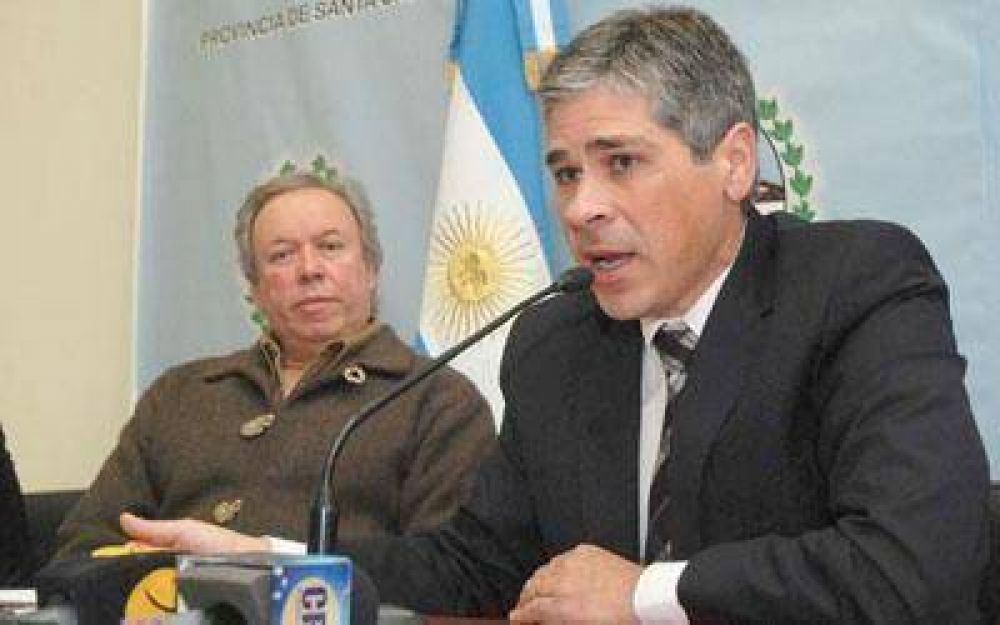 YPF promete mayor inversi�n para remediaci�n ambiental en Santa cruz