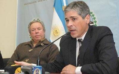 YPF promete mayor inversi�n para remediaci�n ambiental en Santa cruz