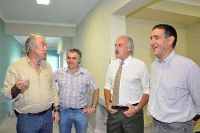 Una recorrida por las obras antes de la visita del gobernador