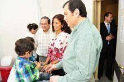 Zamora particip� activamente en la campa�a de vacunaci�n 2011 