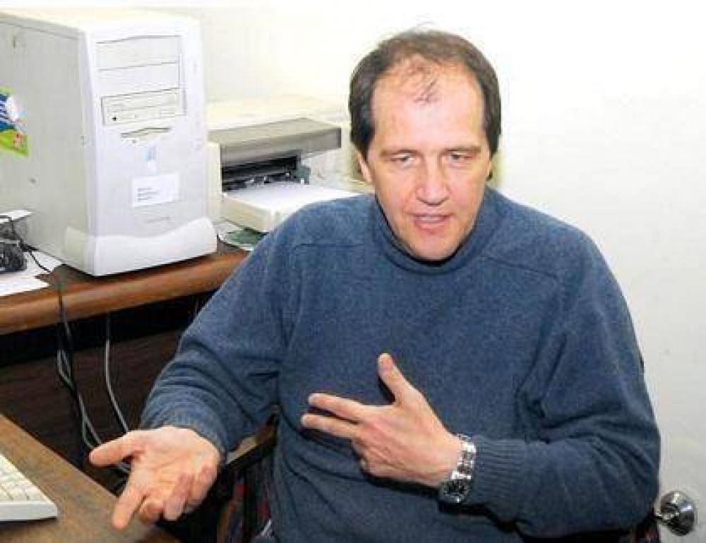 Basteiro: �Othaceh� tiene una visi�n fascista de c�mo construir la pol�tica�