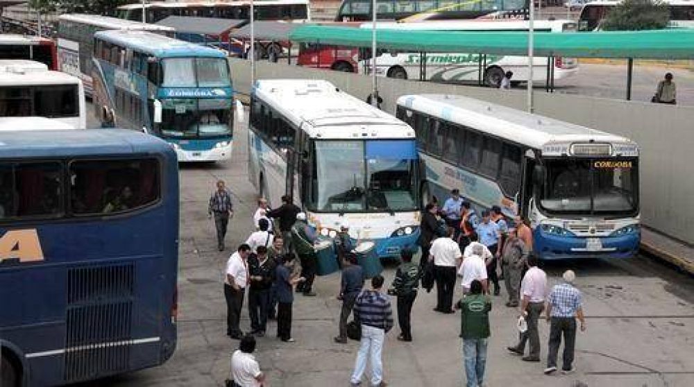 Aoita no acat� la conciliaci�n y comenz� el paro de transporte interurbano