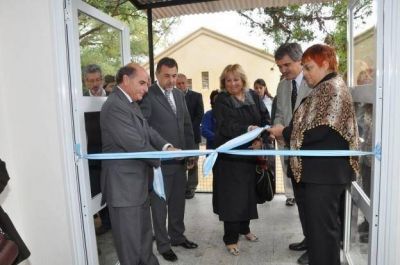 Mendiolaza y La Cumbre inauguraron escuelas y recibir�n notebooks