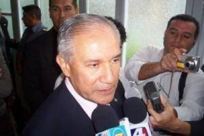 Es preferible pecar por un exceso de recordaci�n a olvidar el pasado