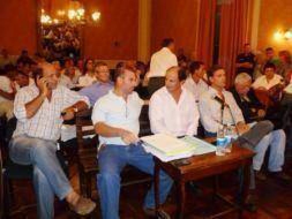 San Pedro: Intendente pidi� renuncia a todo el gabinete tras esc�ndalo por sobresueldos