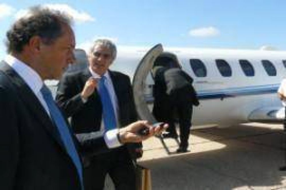 Trenque Lauquen: La visita de Scioli m�s all� de una ciudad: anuncios para la regi�n 