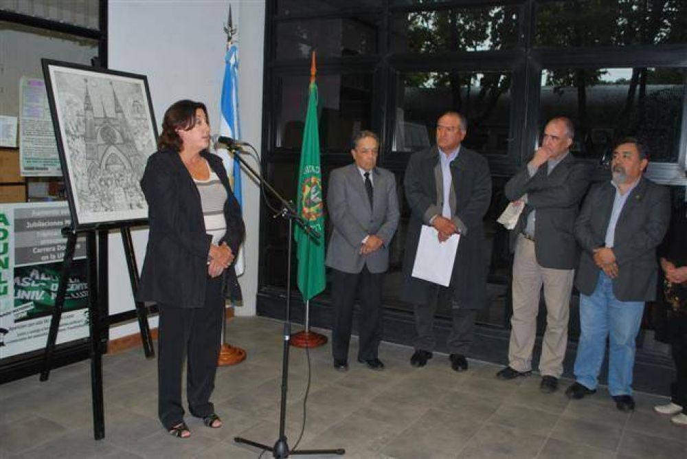LUJ�N - ACTO POR EL D�A DE LA MEMORIA EN LA UNLU