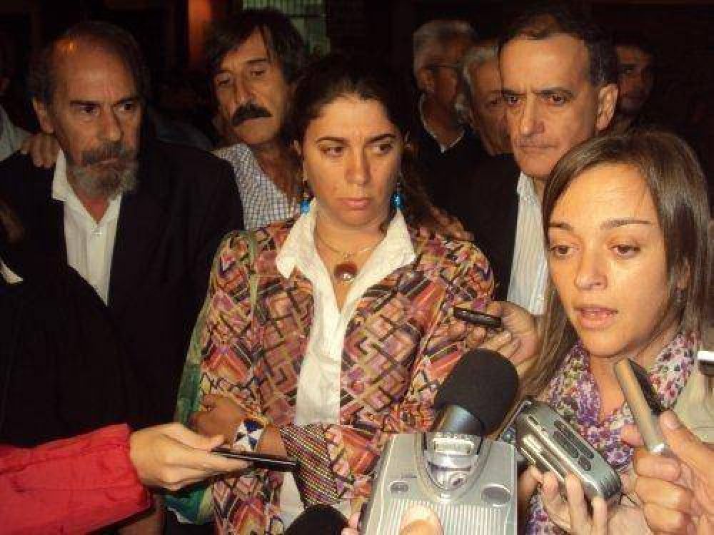 La UCR unida contra Enrique Garc�a