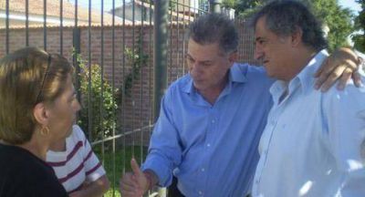El candidato a gobernador Walter Wayar recorrio la zona sudoeste