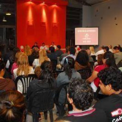 Asumieron las nuevas autoridades de la Juventud Radical capitalina 