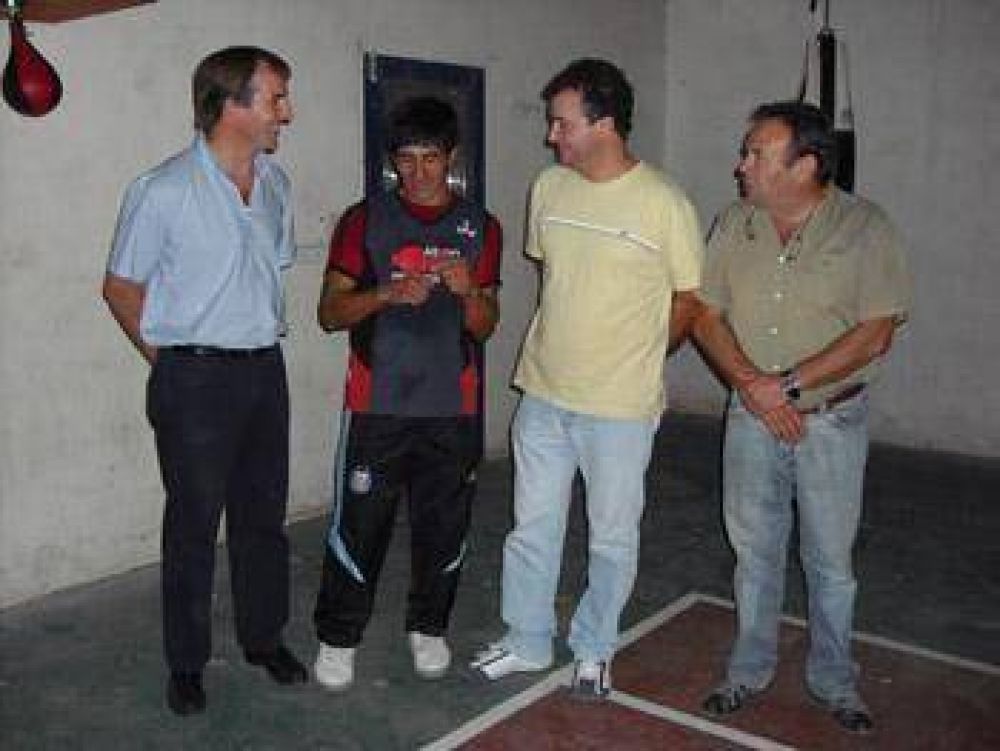 El intendente Jos� Gabriel Erreca le dedic� todo un d�a a la localidad de Urdampilleta