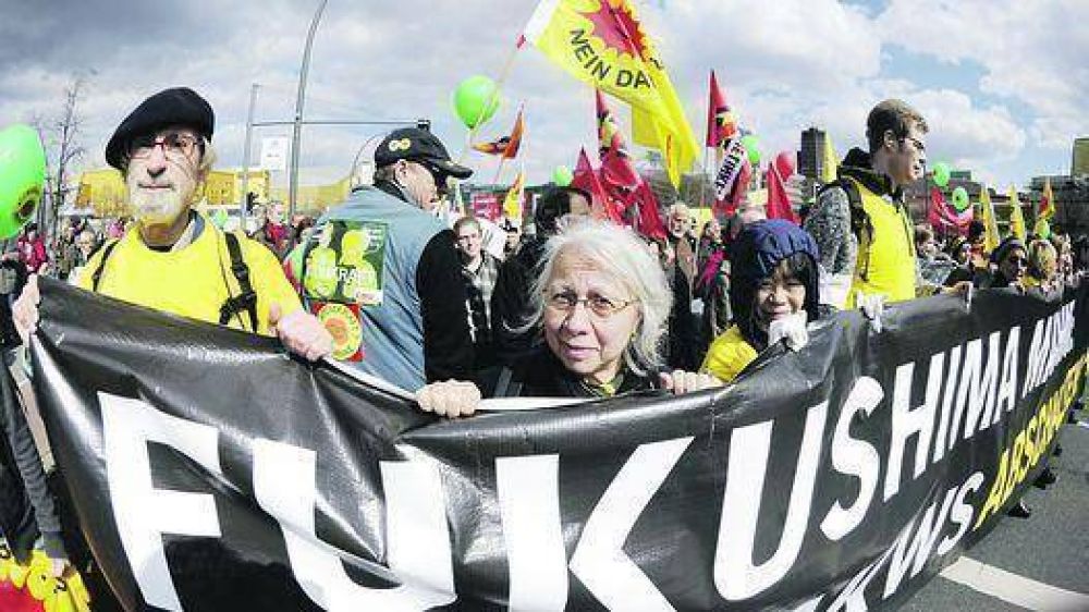 Una multitud pidi� en Alemania y en Italia el fin de la era at�mica