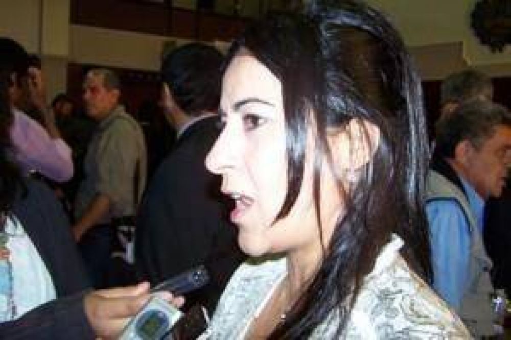 Carolina Mois�s ratific� su pertenencia al Frente Primero Jujuy