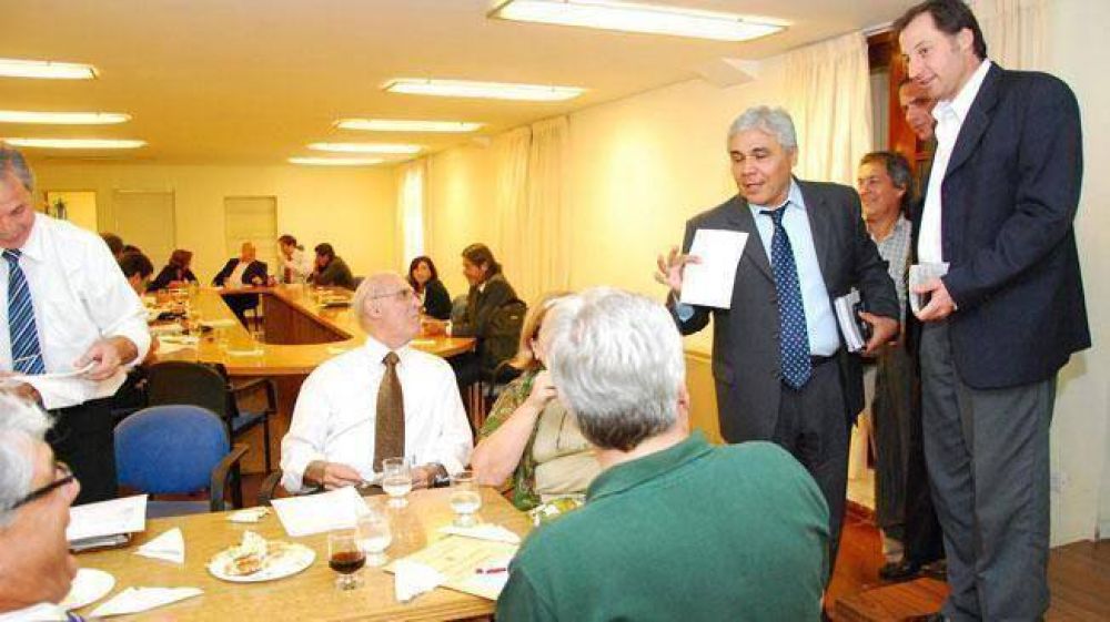 En el PJ dicen que por ahora la campa�a la hace Schiaretti