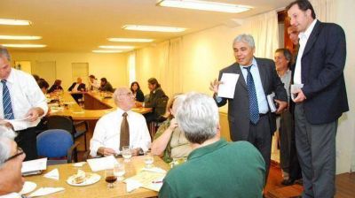 En el PJ dicen que por ahora la campa�a la hace Schiaretti
