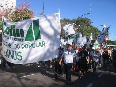 KOLINA LANUS: "NUNCA M�S, NUNCA MENOS" 