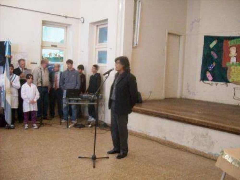 Miguel L�pez Muntaner: �Estamos construyendo un mensaje a las nuevas generaciones�