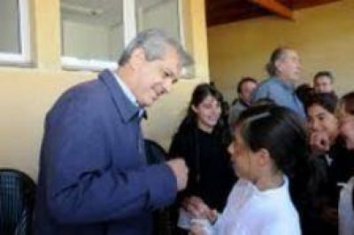 Dom�nguez: "la mejor candidata es la presidenta Cristina Kirchner" 