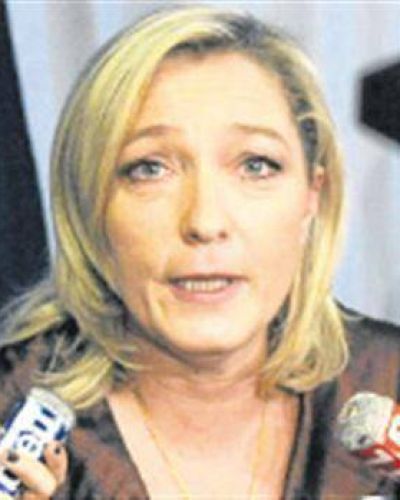 Una nueva derrota electoral pone en apuros a Sarkozy