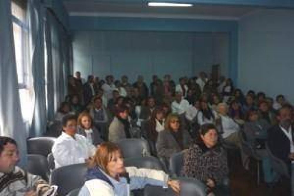 Este jueves habr� nueva asamblea de Apuap