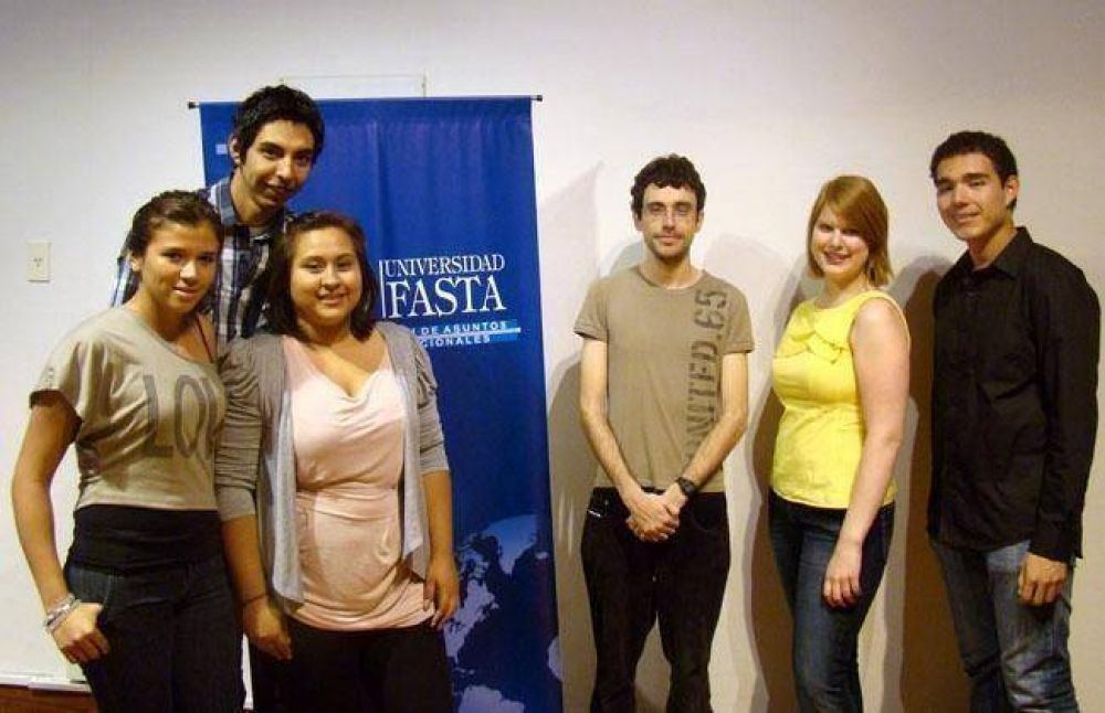 + alumnos extranjeros