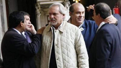 El oficialismo ya tiene armadas sus listas y calienta la maquinaria electoral