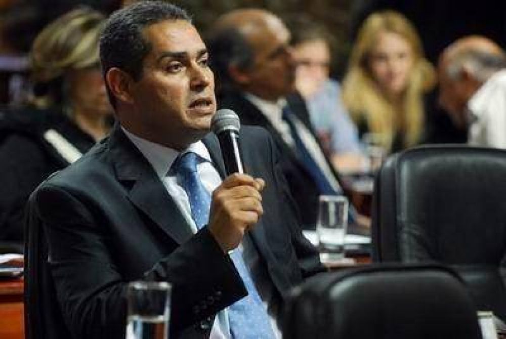 Analizan propuesta para limitar los nombramientos del FCS