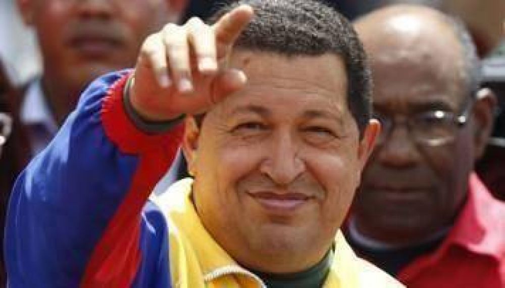 Ch�vez lleg� al pa�s y evit� referirse a conflicto de Clar�n y La Naci�n
