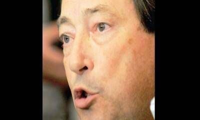 Ernesto Sanz se baj� de las internas de abril y cosech� puras cr�ticas