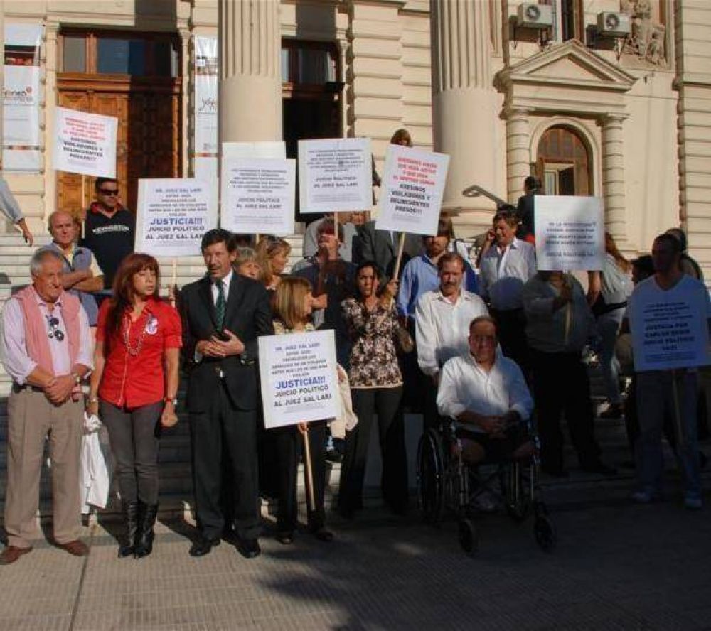 Cuarto intermedio hasta el pr�ximo martes en el juicio pol�tico a Sal Lari