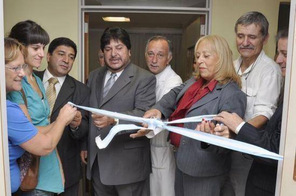El Hospital San Jos� inaugur� la Sala de Terapia Intensiva y la Sala de Tratamiento Oncol�gico