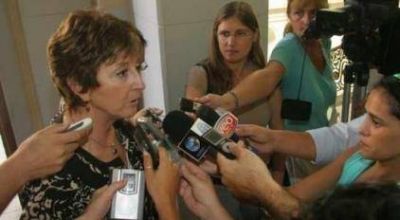 Comedores escolares: Rasino reconoce que se deben aumentar las partidas