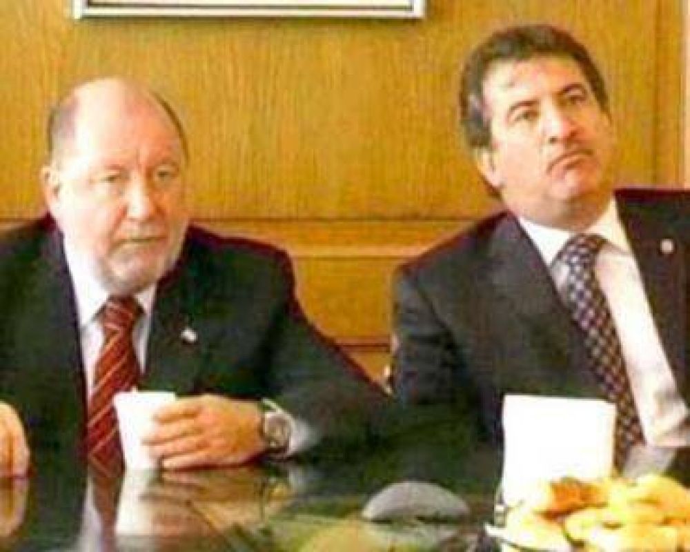 Urribarri y Busti cabeza a cabeza en las encuestas