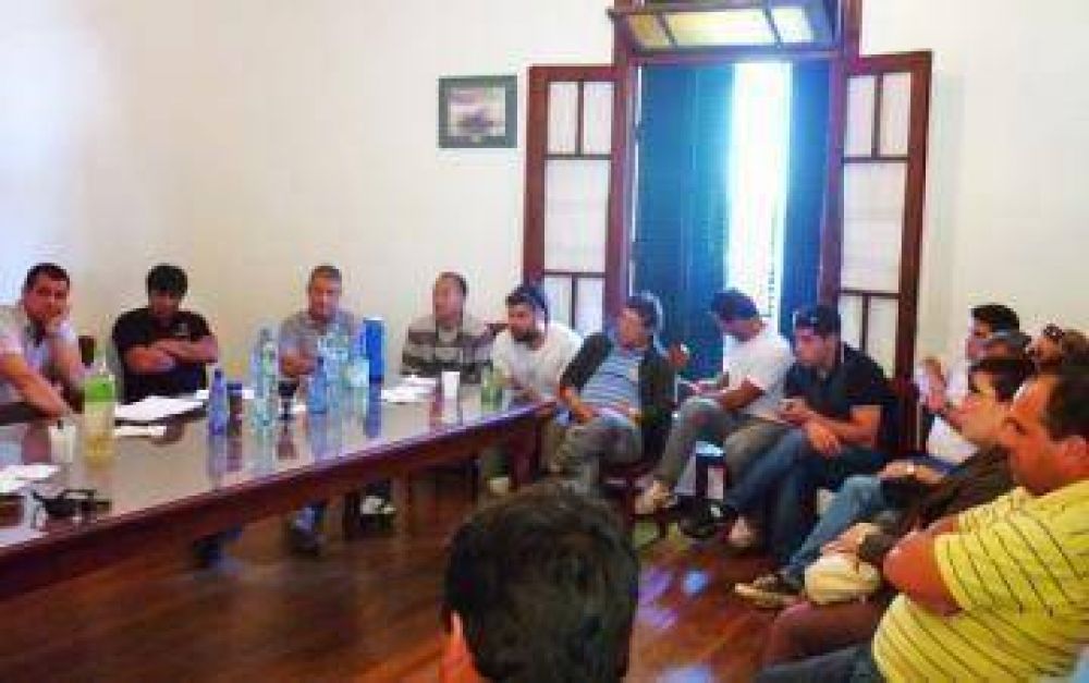 El Ministerio y los gremios, reunidos por un inspector 
