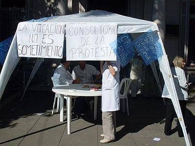 La salud se paraliz� en Lomas en reclamo de recursos y aumentos