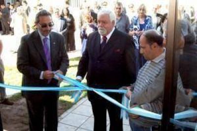 Inauguraron las nuevas instalaciones de sala de varones y de administraci�n