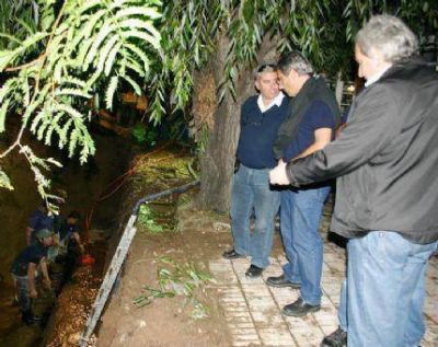 M�s de 600 manzanas quedaron sin agua a ra�z de la rotura de un ca�o maestro en Avellaneda y Santa Fe